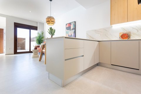 Huoneisto myytävänä Alicante, Espanja, 3 makuuhuonetta, 95 m2 No. 134141 - kuva 15