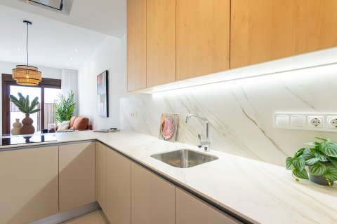 Huoneisto myytävänä Alicante, Espanja, 3 makuuhuonetta, 95 m2 No. 134141 - kuva 11