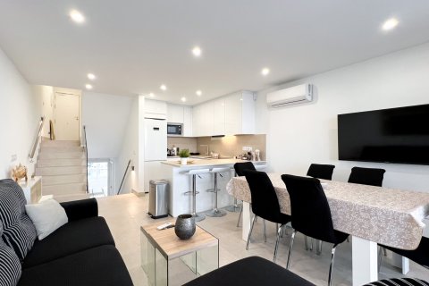 Penthouse for rent Alcudia, Mallorca, Spain 2 bedrooms, 101 sq.m. No. 111898 - photo 5