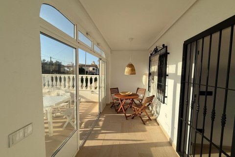 Bungalo pārdošanā Torrevieja, Alicante, Spānijā 65 m2 Nr. 195877 - attēls 12