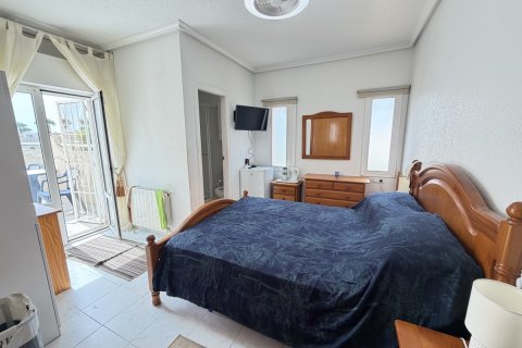 Casa adosada en venta en La Florida, Alicante, España 3 dormitorios, 90 m2 No. 192011 - foto 14