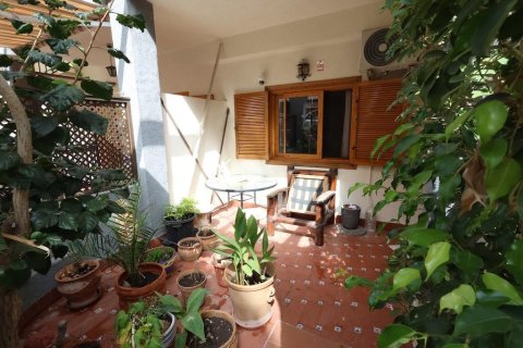 Bungalow en venta en Torrevieja, Alicante, España 2 dormitorios, 73 m2 No. 192009 - foto 2
