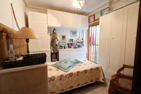 Bungalow en venta en Torrevieja, Alicante, España 2 dormitorios, 73 m2 No. 192009 - foto 10