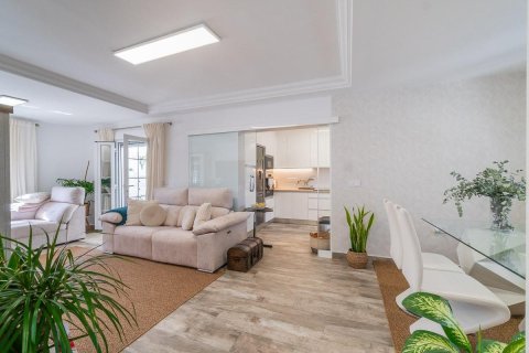 Villa en venta en Urbanización Las Filipinas, Alicante, España 4 dormitorios, 118 m2 No. 192013 - foto 3