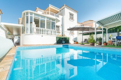 Villa en venta en Urbanización Las Filipinas, Alicante, España 4 dormitorios, 118 m2 No. 192013 - foto 4