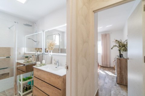 Villa en venta en Urbanización Las Filipinas, Alicante, España 4 dormitorios, 118 m2 No. 192013 - foto 18