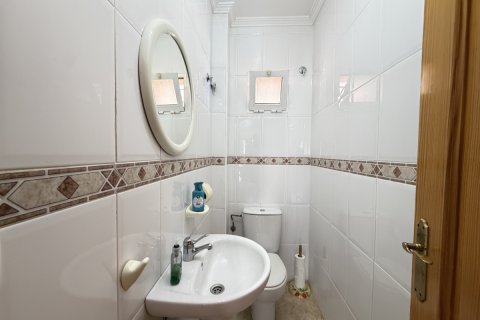 Apartamento en venta en La Zenia, Alicante, España 3 dormitorios, 85 m2 No. 192012 - foto 9