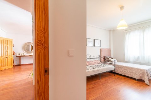 Apartamento en venta en Playa Flamenca II, Alicante, España 2 dormitorios, 108 m2 No. 192014 - foto 20