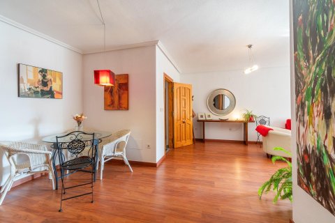 Apartamento en venta en Playa Flamenca II, Alicante, España 2 dormitorios, 108 m2 No. 192014 - foto 16