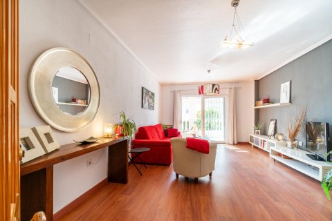 Apartamento en venta en Playa Flamenca II, Alicante, España 2 dormitorios, 108 m2 No. 192014 - foto 5