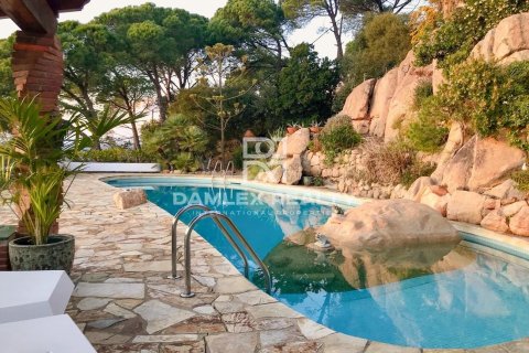 Land plot for sale in Lloret de Mar, Girona, Spain 1000 sq.m. No. 177229 - photo 5