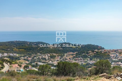 Land plot in Lloret de Mar, Girona, Spain 2427 sq.m. No. 177226