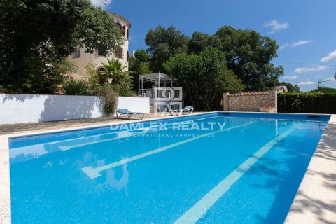 House for sale in Calonge, Girona, Spain 4 bedrooms, 340 sq.m. No. 177230 - photo 4