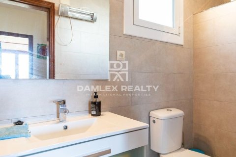 House for sale in Calonge, Girona, Spain 4 bedrooms, 340 sq.m. No. 177230 - photo 19