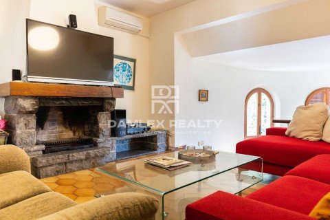 House for sale in Calonge, Girona, Spain 4 bedrooms, 340 sq.m. No. 177230 - photo 10