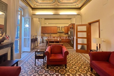 Apartment for sale in Sant Feliu de Guixols, Girona, Spain 3 bedrooms, 120 sq.m. No. 177228 - photo 3