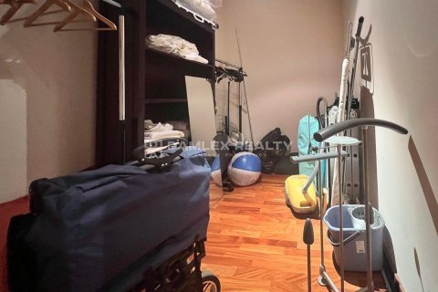 Apartment for sale in Sant Feliu de Guixols, Girona, Spain 3 bedrooms, 120 sq.m. No. 177228 - photo 9