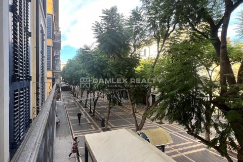 Apartment for sale in Sant Feliu de Guixols, Girona, Spain 3 bedrooms, 120 sq.m. No. 177228 - photo 2