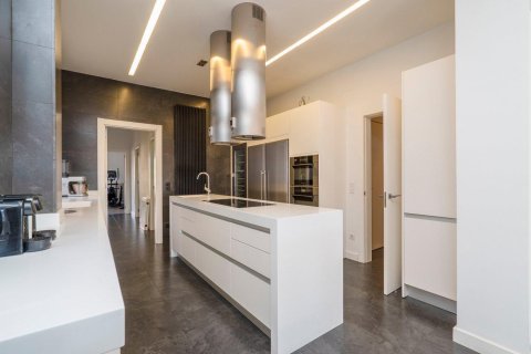 Apartment à vendre Barcelona, Espagne, 7 chambres, 355 m2 No. 133492 - photo 20