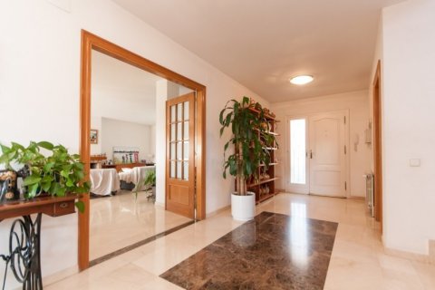 Villa à vendre Sant Just Desvern, Barcelona, Espagne, 4 chambres, 284 m2 No. 133491 - photo 7