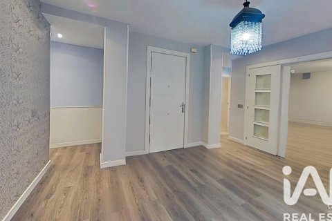 Продажа квартиры в Сарагоса, Испания 3 спальни, 141м2 №152473 - фото 21