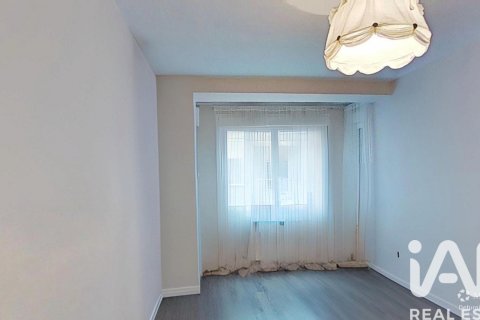 Продажа квартиры в Сарагоса, Испания 3 спальни, 141м2 №152473 - фото 26