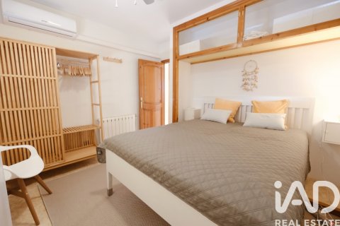 Talo myytävänä Roda de Berà, Tarragona, Espanja, 4 makuuhuonetta, 295 m2 No. 152469 - kuva 12