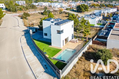 Talo myytävänä Cunit, Tarragona, Espanja, 3 makuuhuonetta, 170 m2 No. 152468 - kuva 2