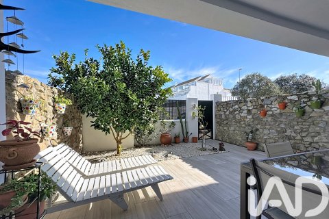 Продажа квартиры в Тарифа, Кадис, Испания 2 спальни, 115м2 №152471 - фото 2