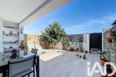 Продажа квартиры в Тарифа, Кадис, Испания 2 спальни, 115м2 №152471 - фото 4