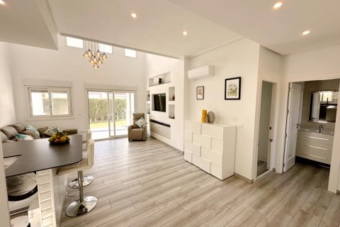 Villa for sale in La Torre Golf Resort, Murcia, Spain 2 bedrooms,  No. 148629 - photo 27