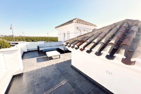 Villa for sale in La Torre Golf Resort, Murcia, Spain 2 bedrooms,  No. 148629 - photo 10