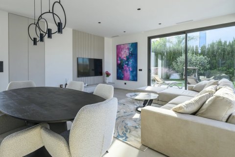 Villa for sale in Pinar De Campoverde, Alicante, Spain 3 bedrooms, 152 sq.m. No. 148634 - photo 5