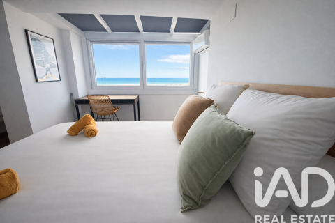 Penthouse for sale in Tarifa, Cadiz, Spain 2 bedrooms, 71.69 sq.m. No. 172758 - photo 1