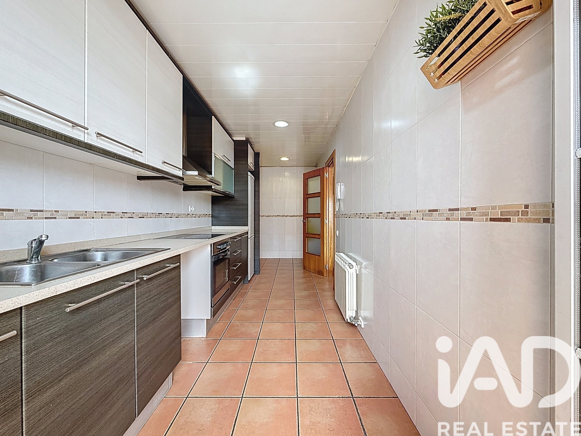 Townhouse in Sant Jaume dels Domenys, Tarragona, Spain 4 bedrooms, 242 sq.m. No. 172764