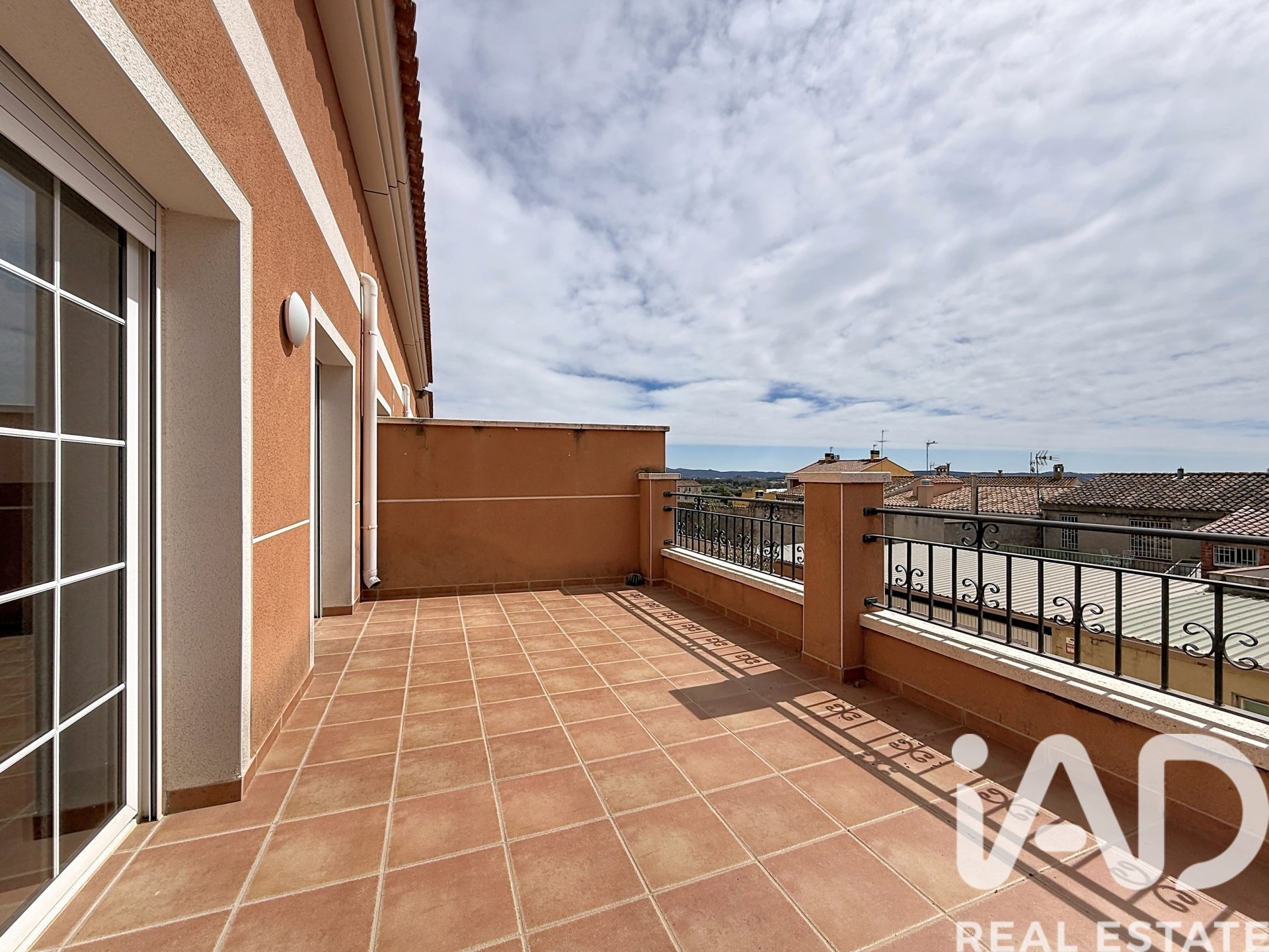 Townhouse in Sant Jaume dels Domenys, Tarragona, Spain 4 bedrooms, 242 sq.m. No. 172764