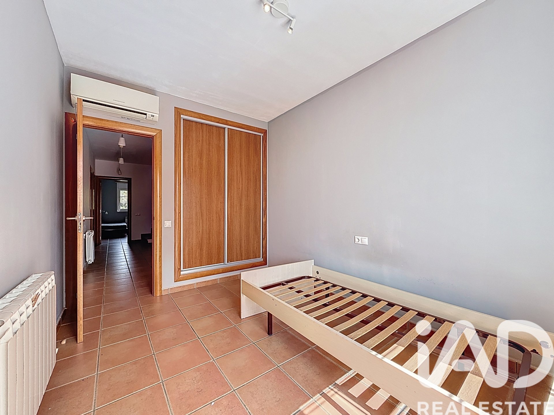 Townhouse in Sant Jaume dels Domenys, Tarragona, Spain 4 bedrooms, 242 sq.m. No. 172764