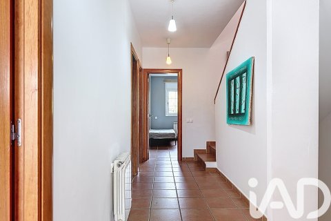 Townhouse à vendre à Sant Jaume dels Domenys, Tarragona, Espagne, 4 chambres, 242 m2 No. 172764 - photo 27