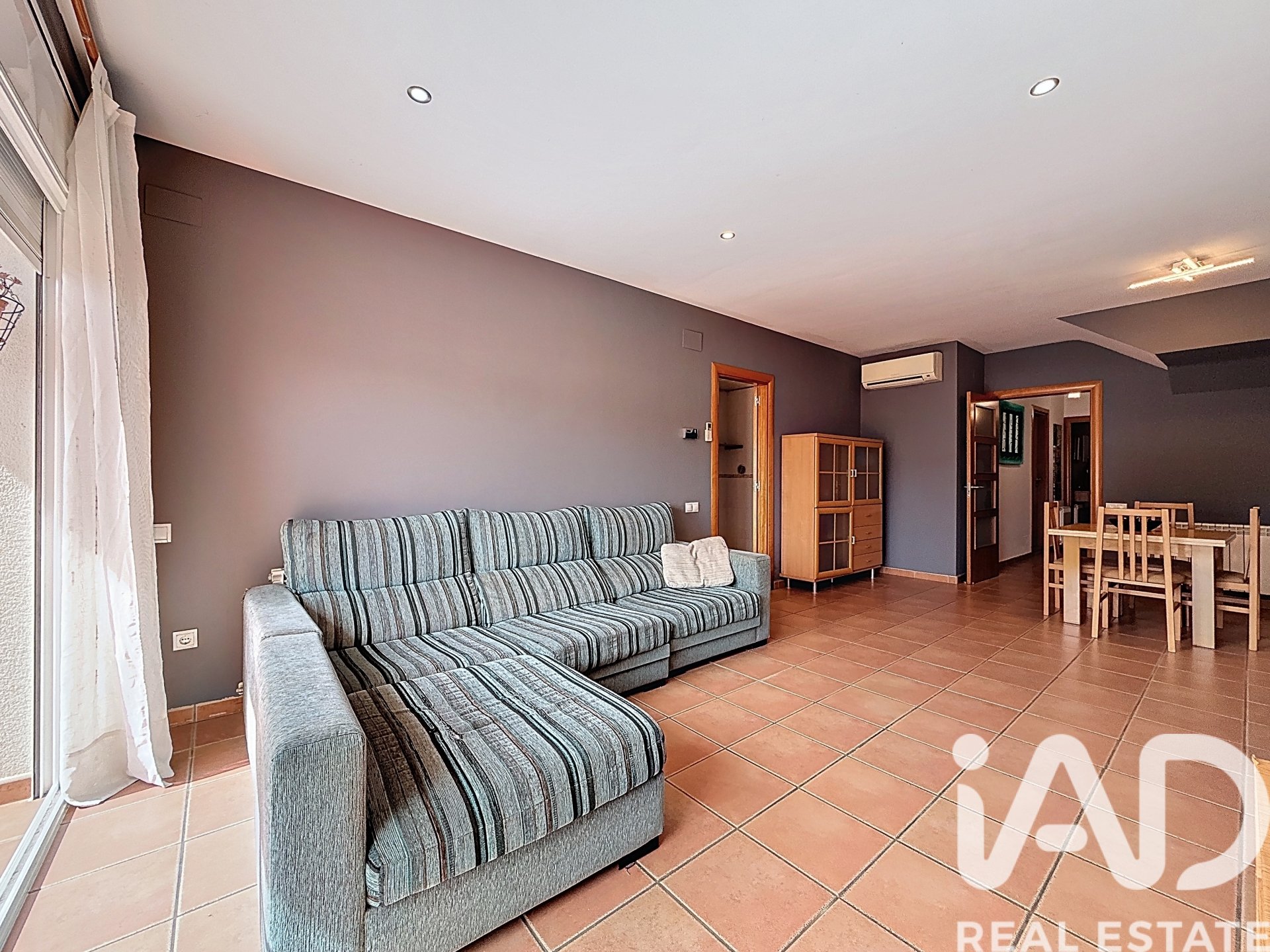 Townhouse in Sant Jaume dels Domenys, Tarragona, Spain 4 bedrooms, 242 sq.m. No. 172764