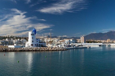 Villa en venta en Manilva, Málaga, España 4 dormitorios, 265 m2 No. 169267 - foto 6