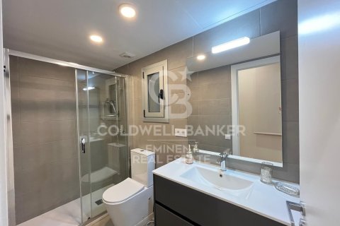 Продажа квартиры в Барселона, Испания 4 спальни, 136м2 №157819 - фото 28