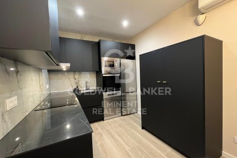 Продажа квартиры в Барселона, Испания 4 спальни, 136м2 №157819 - фото 13