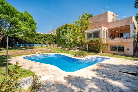 Villa for sale in Riba-roja de Turia, Valencia, Spain 7 bedrooms, 350 sq.m. No. 157821 - photo 2