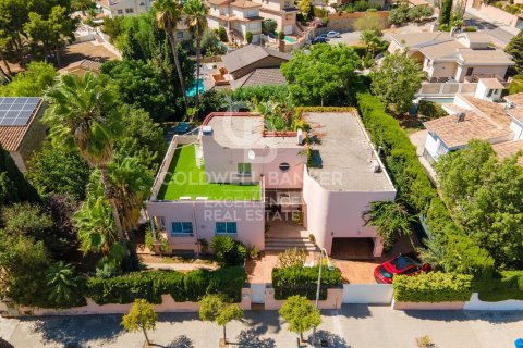 Villa for sale in Riba-roja de Turia, Valencia, Spain 7 bedrooms, 350 sq.m. No. 157821 - photo 9