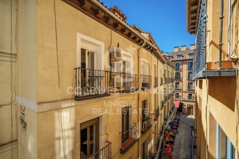 Apartment à vendre à Madrid, Espagne, 2 chambres, 124 m2 No. 157622 - photo 30
