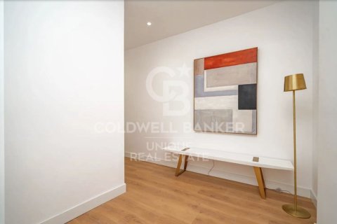 Apartamento en venta en Madrid, España 2 dormitorios, 124 m2 No. 157622 - foto 10