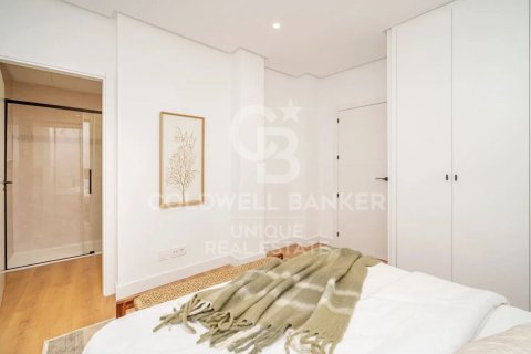 Apartment à vendre à Madrid, Espagne, 2 chambres, 124 m2 No. 157622 - photo 18