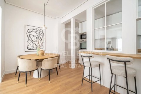 Apartamento en venta en Madrid, España 2 dormitorios, 124 m2 No. 157622 - foto 6