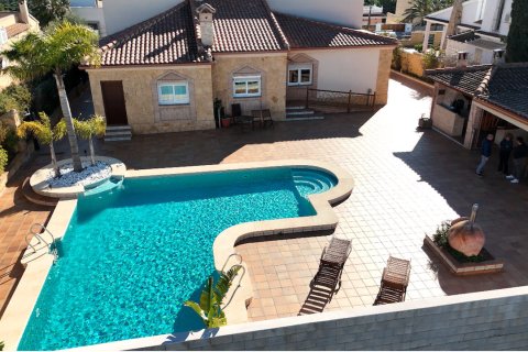 Huvila myytävänä Torrevieja, Alicante, Espanja, 5 makuuhuonetta, 535 m2 No. 154787 - kuva 2