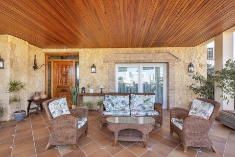 Huvila myytävänä Torrevieja, Alicante, Espanja, 5 makuuhuonetta, 535 m2 No. 154787 - kuva 7